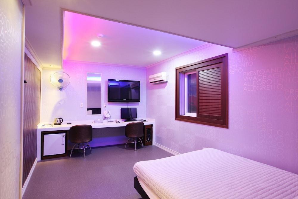 Top Motel Pusan Zewnętrze zdjęcie