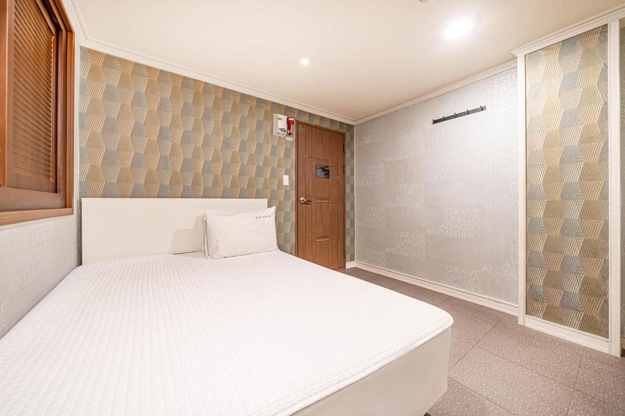 Top Motel Pusan Zewnętrze zdjęcie