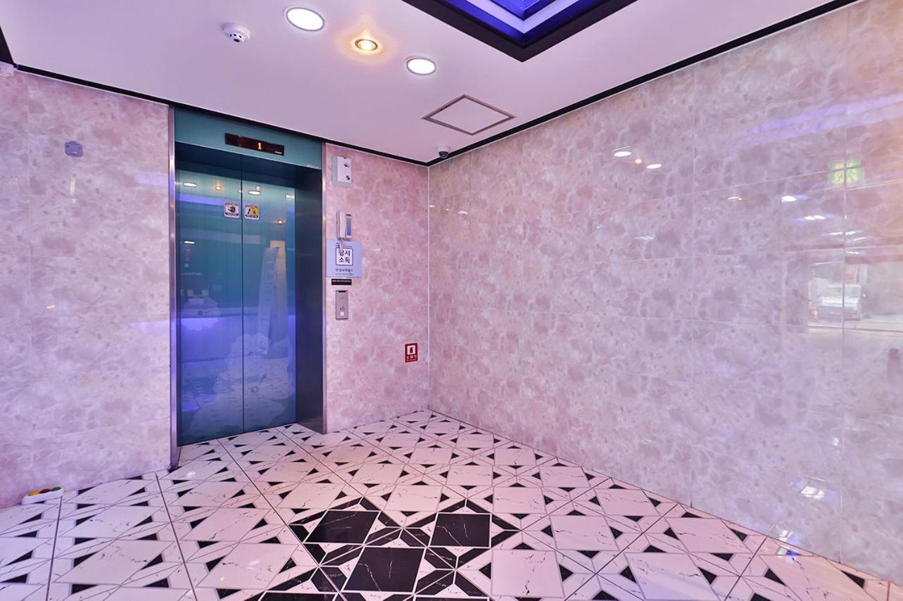 Top Motel Pusan Zewnętrze zdjęcie