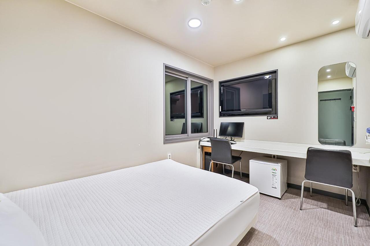 Top Motel Pusan Zewnętrze zdjęcie