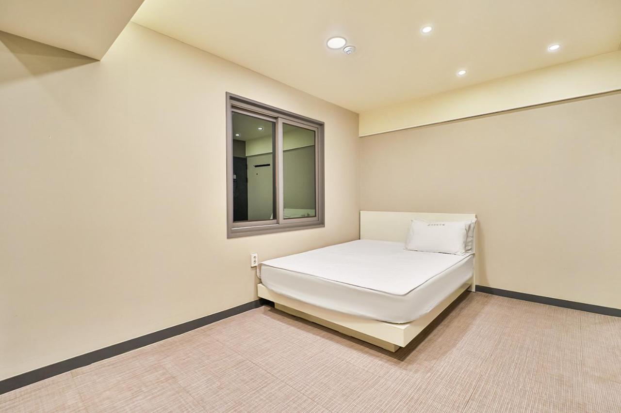 Top Motel Pusan Zewnętrze zdjęcie